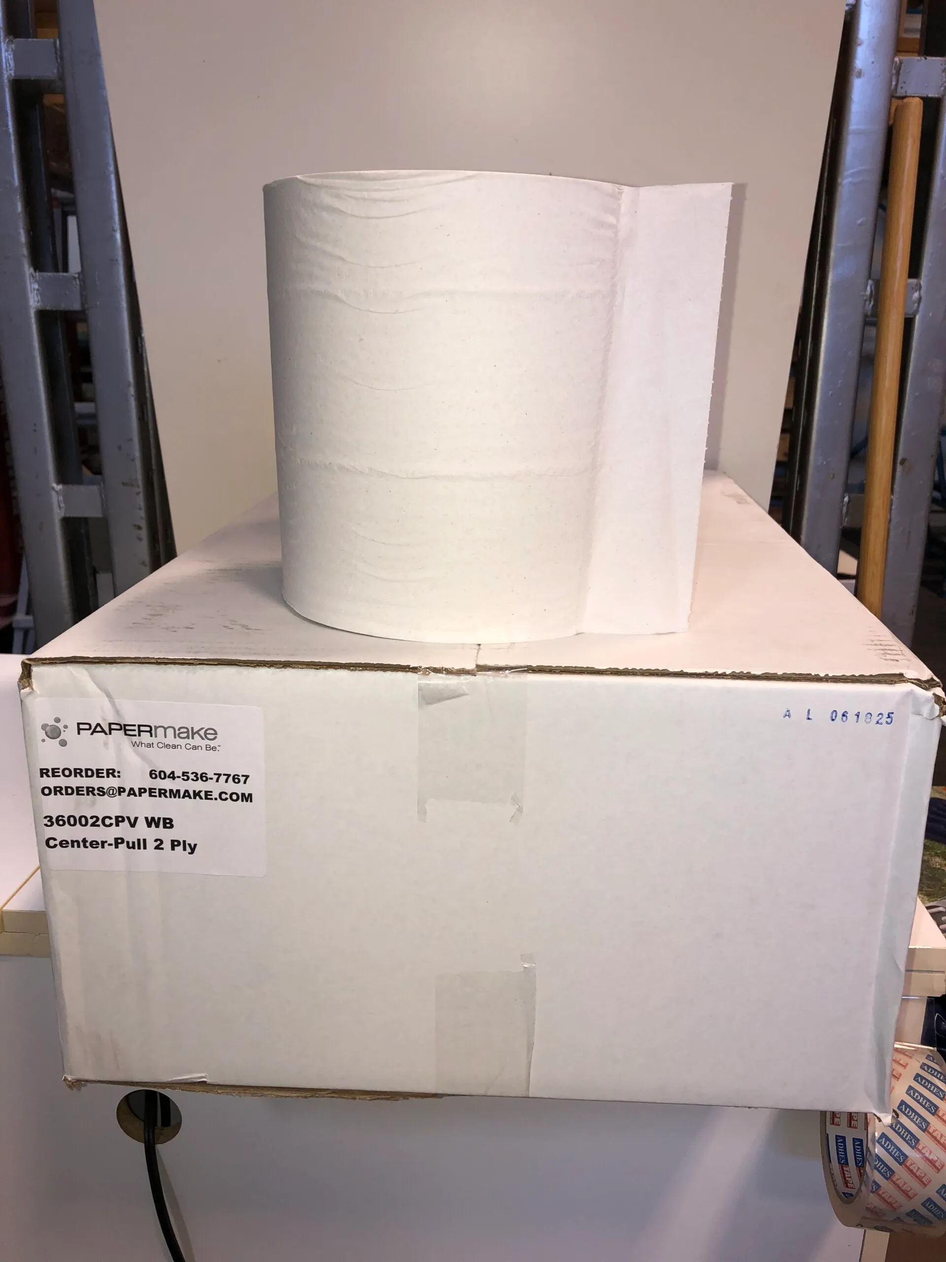 36002CPV Center Pull Hand Towel